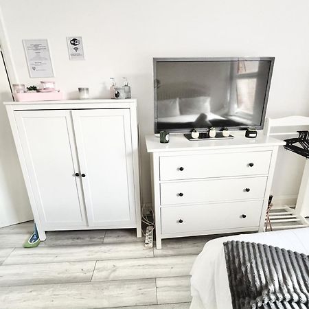 Apartament Next Westfield Mall Лондон Экстерьер фото