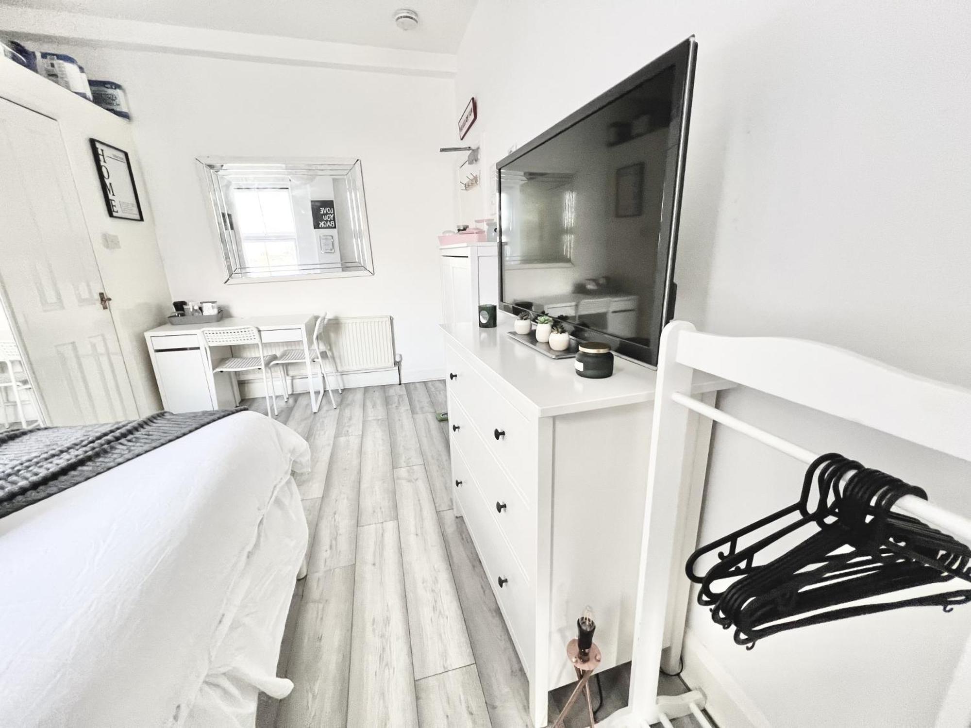 Apartament Next Westfield Mall Лондон Экстерьер фото